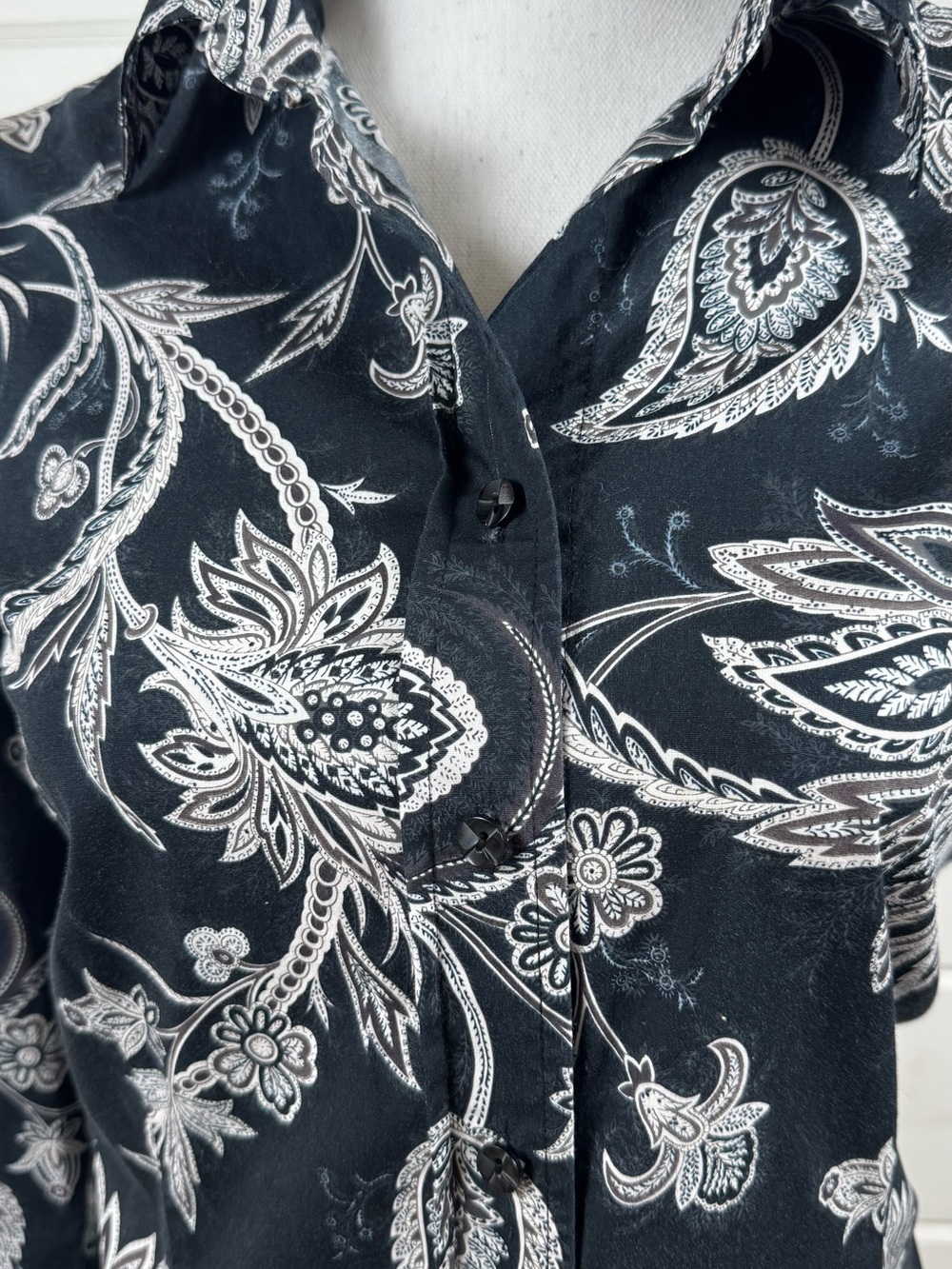 Coldwater Creek Black White Paisley Button Shirt Women’s Large - Picture 4 of 11